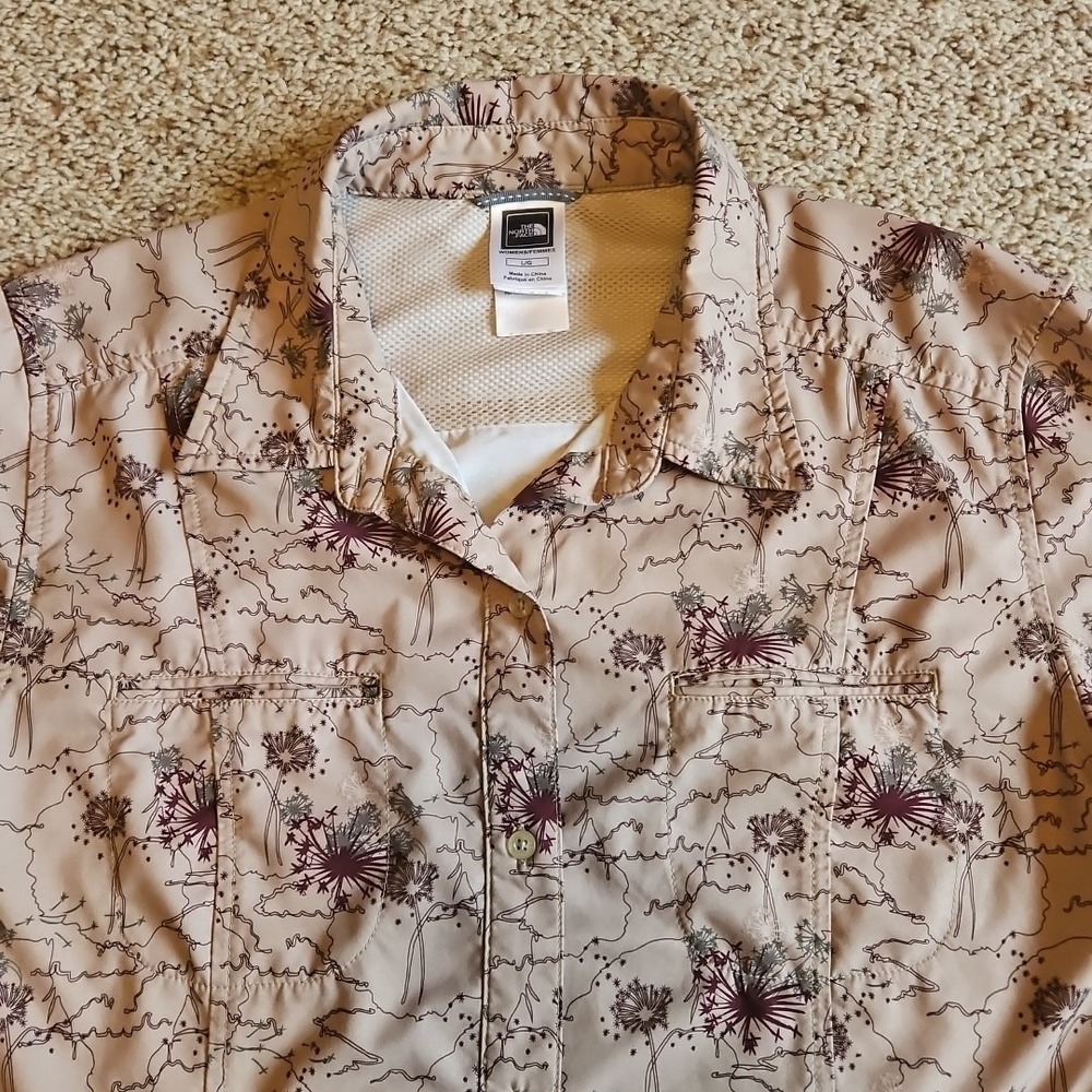 North Face Shirt Womens Large‎ Button Front Light Weight Long Sleeve - Picture 2 of 10
